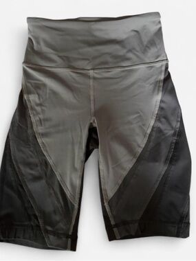 Lululemon Grey biker shorts
